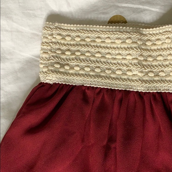 Maroon flowy shorts - Picture 2 of 3